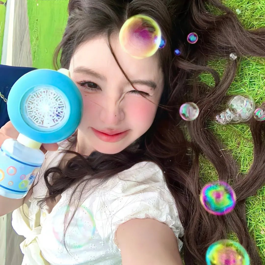 误拆快递，发现上司秘密